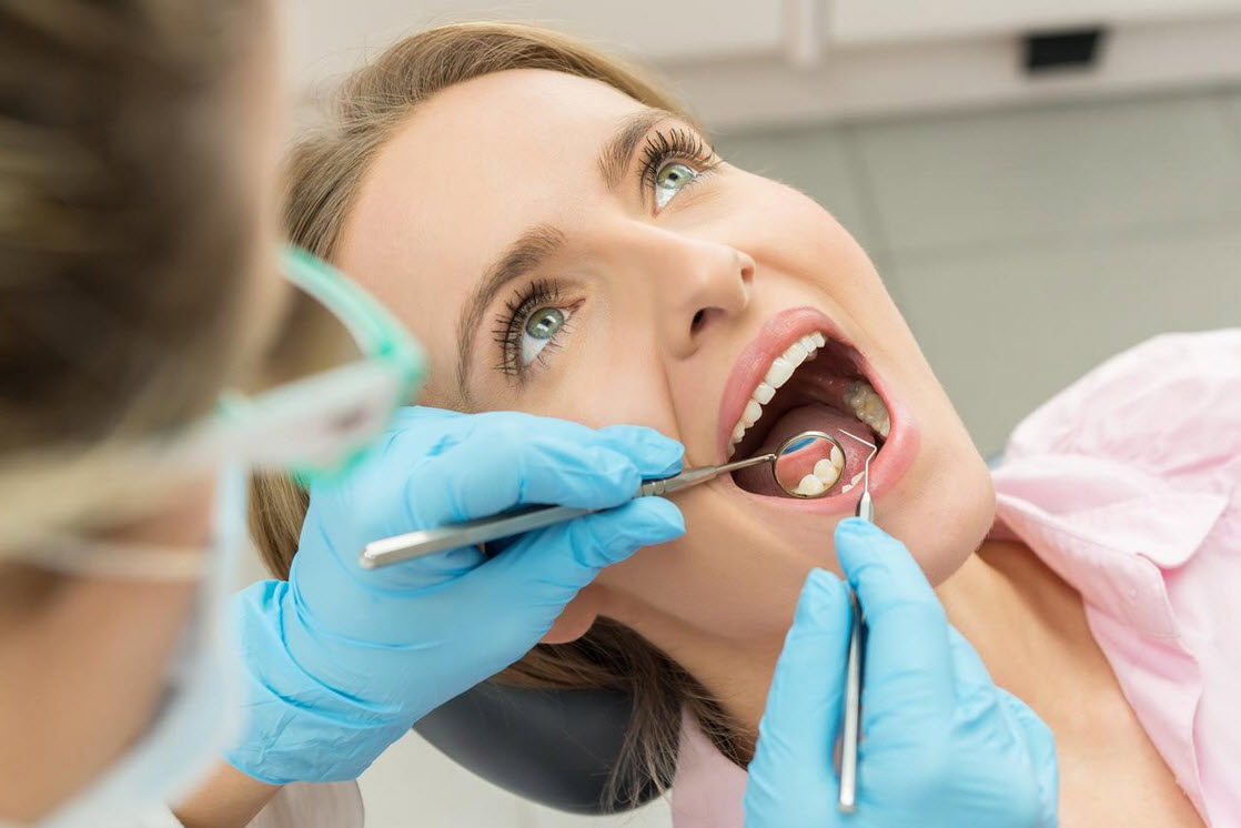 advantages of dental crowns